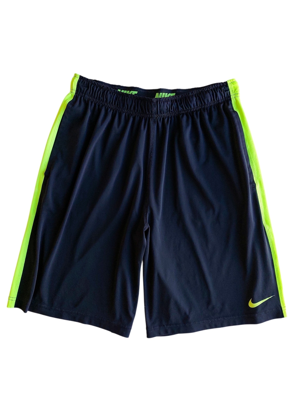 Nike Basketball Men’s L Shorts Black with Neon Green Athletic Run Gym Sport Trim
